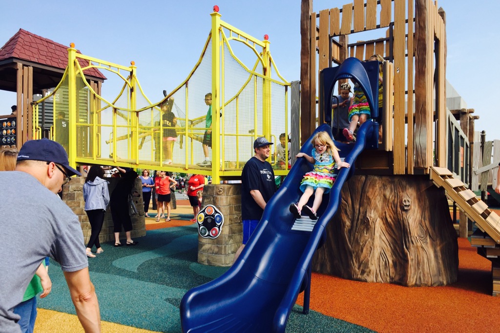 The Clubhouse at Boyce Mayview Park Upper St. Clair, PA cre8play