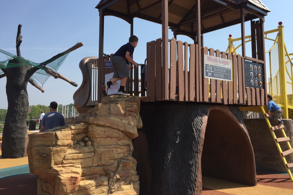 The Clubhouse at Boyce Mayview Park Upper St. Clair, PA cre8play